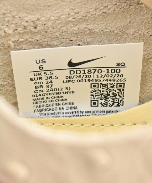 NIKE รองเท้าผ้าใบ