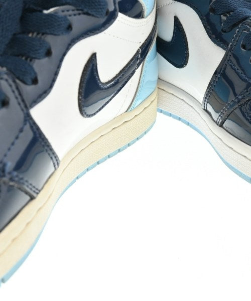 NIKE รองเท้าผ้าใบ