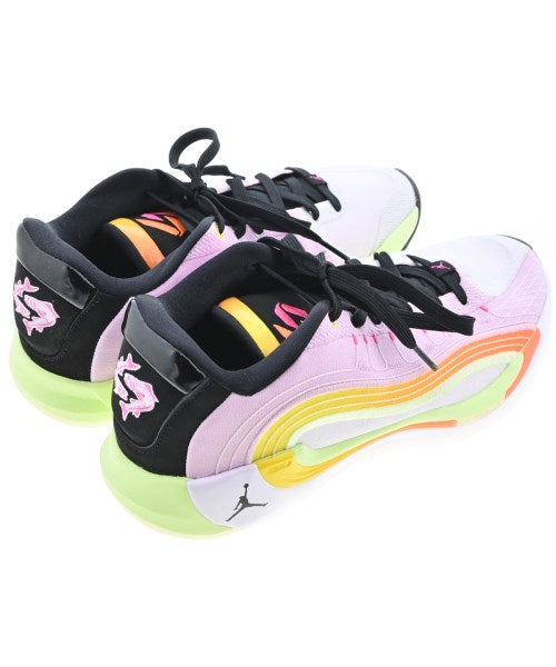 NIKE รองเท้าผ้าใบ