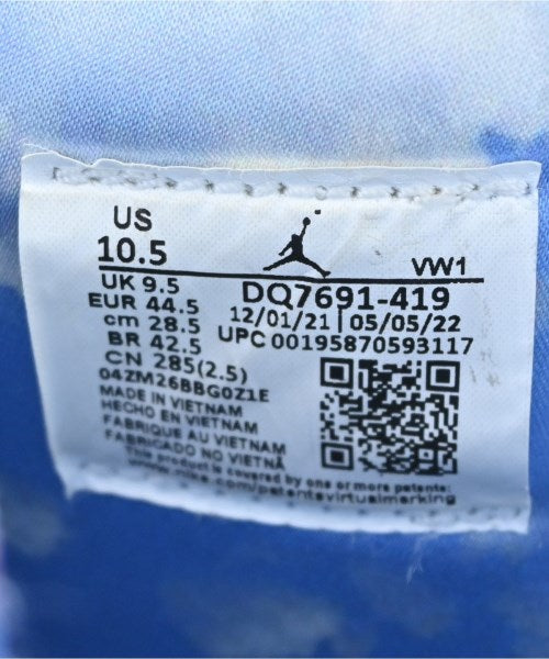 NIKE รองเท้าผ้าใบ