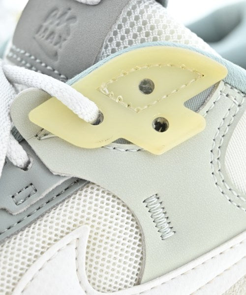 NIKE รองเท้าผ้าใบ