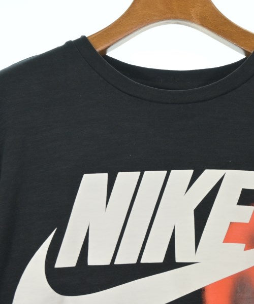 NIKE เสื้อยืด/เสื้อท็อปส์