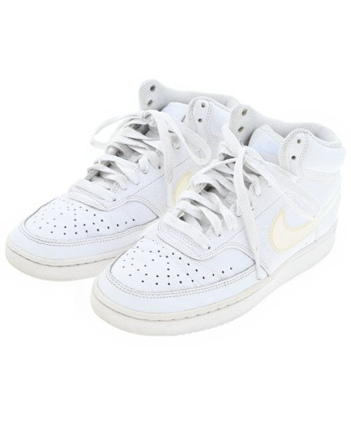 NIKE รองเท้าผ้าใบ