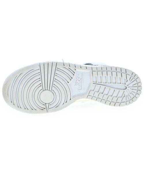 NIKE รองเท้าผ้าใบ