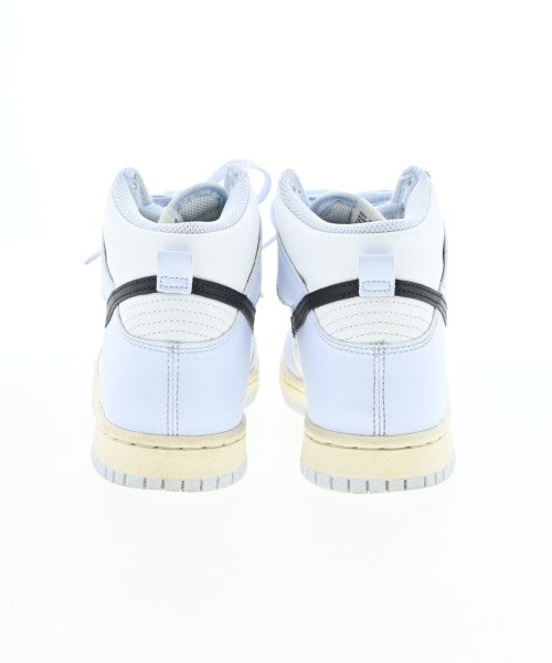 NIKE รองเท้าผ้าใบ