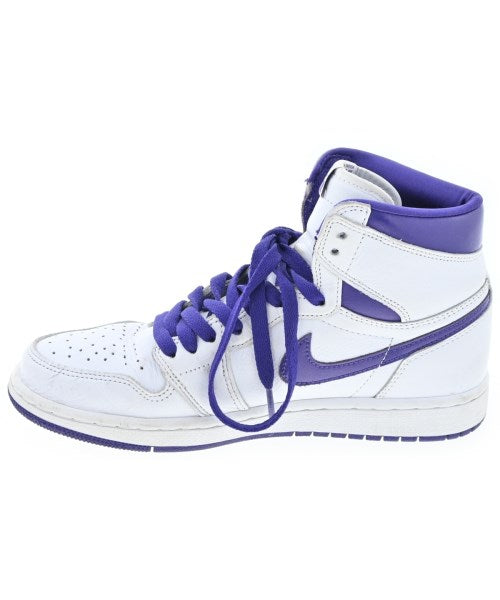 NIKE รองเท้าผ้าใบ