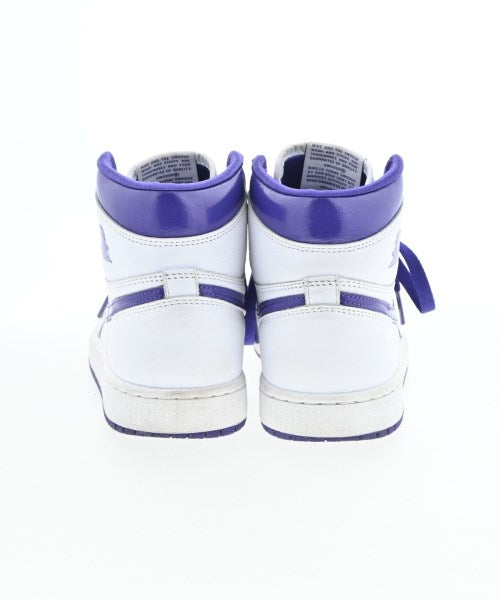 NIKE รองเท้าผ้าใบ