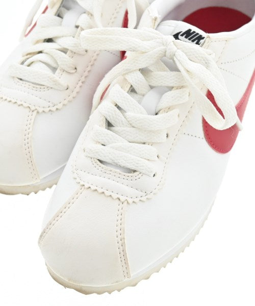 NIKE รองเท้าผ้าใบ