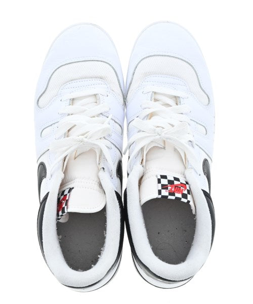 NIKE รองเท้าผ้าใบ