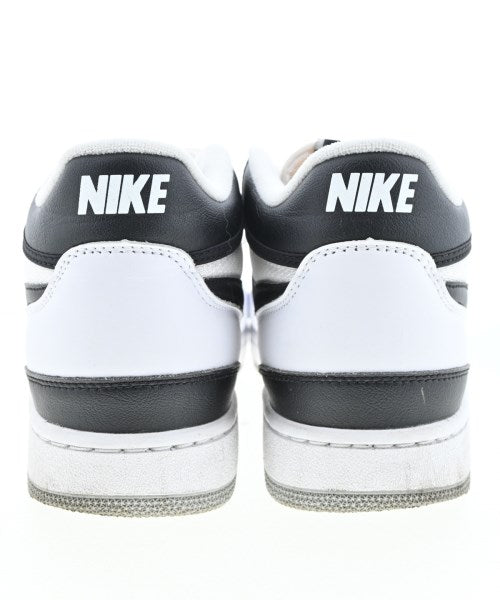 NIKE รองเท้าผ้าใบ
