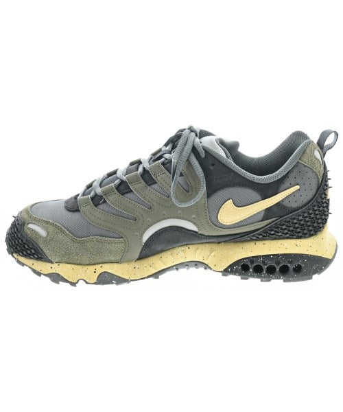 NIKE รองเท้าผ้าใบ