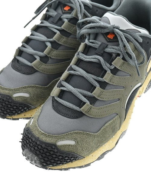 NIKE รองเท้าผ้าใบ