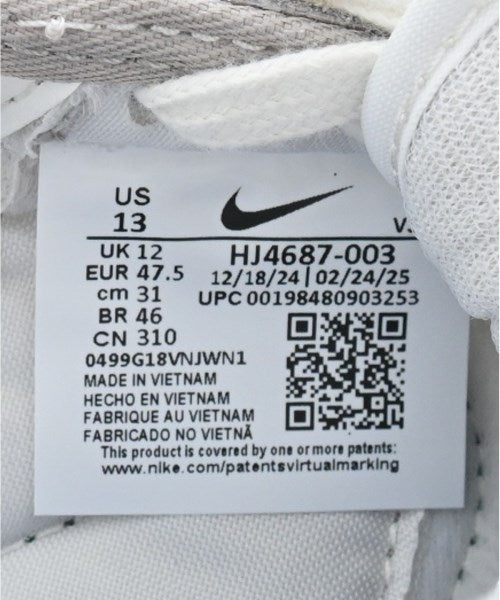 NIKE รองเท้าผ้าใบ