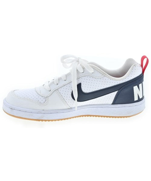 NIKE รองเท้าผ้าใบ