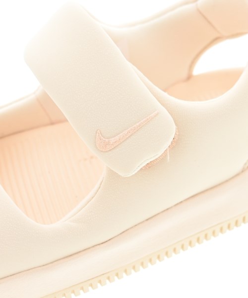 NIKE รองเท้าแตะ