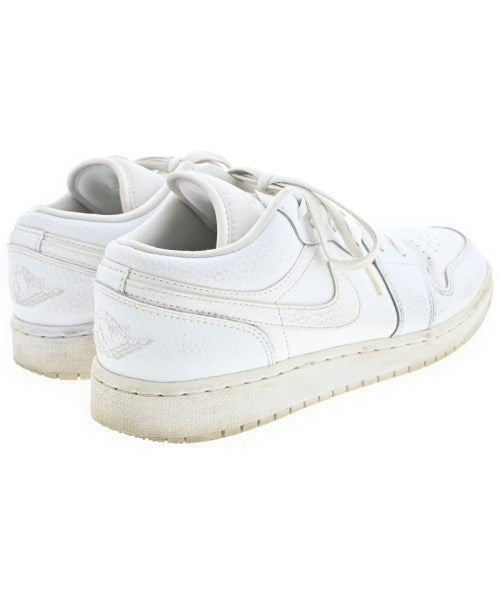 NIKE รองเท้าผ้าใบ