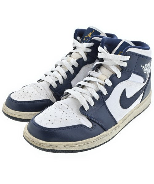 NIKE รองเท้าผ้าใบ