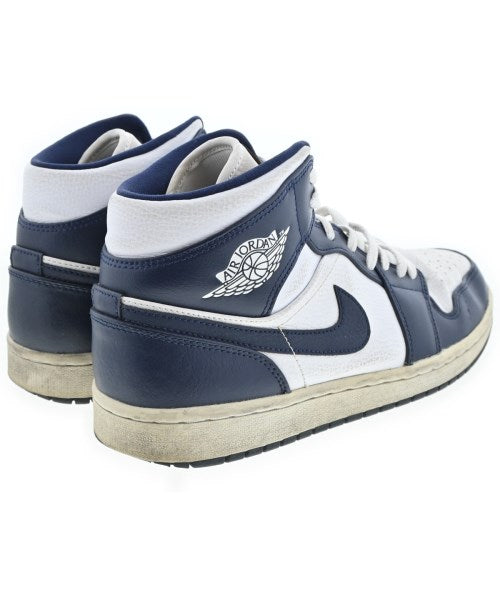 NIKE รองเท้าผ้าใบ