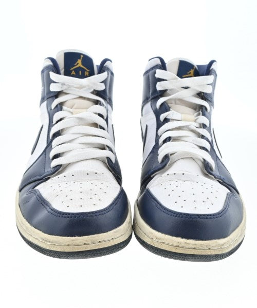 NIKE รองเท้าผ้าใบ