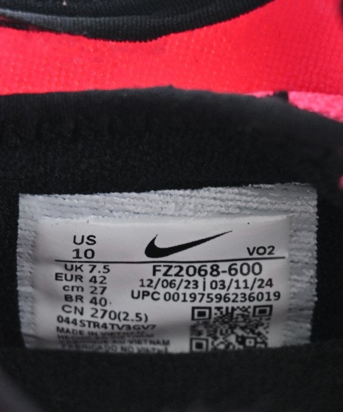 NIKE รองเท้าผ้าใบ