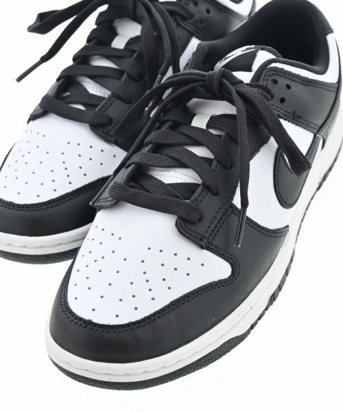 NIKE รองเท้าผ้าใบ