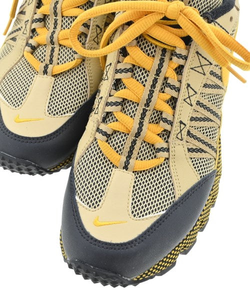 NIKE รองเท้าผ้าใบ
