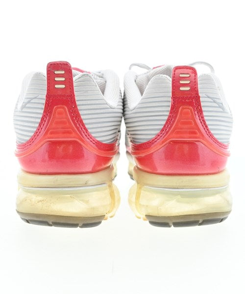 NIKE รองเท้าผ้าใบ