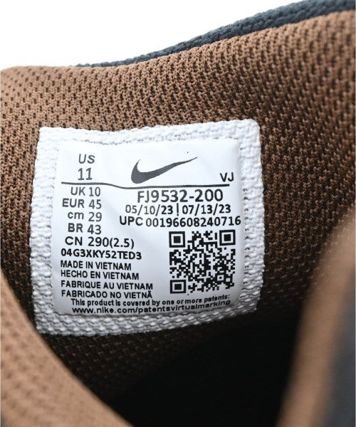 NIKE รองเท้าผ้าใบ