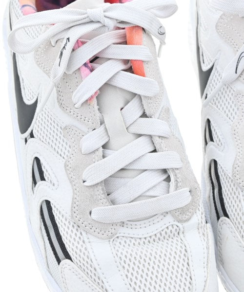 NIKE รองเท้าผ้าใบ