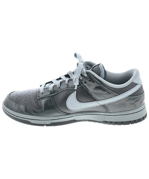 NIKE รองเท้าผ้าใบ