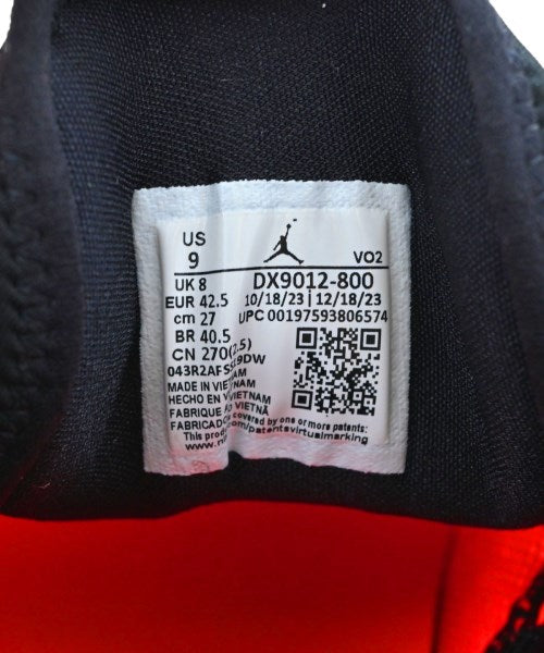 NIKE รองเท้าผ้าใบ