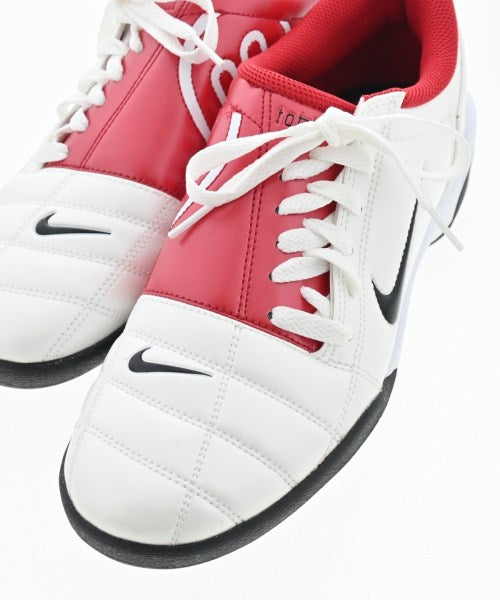 NIKE รองเท้าผ้าใบ