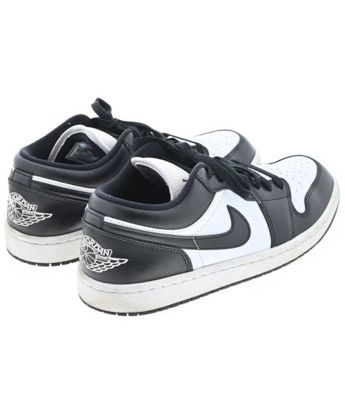 NIKE รองเท้าผ้าใบ