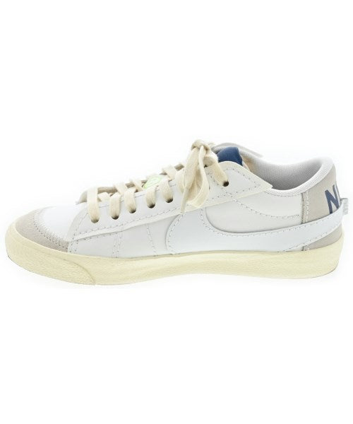NIKE รองเท้าผ้าใบ