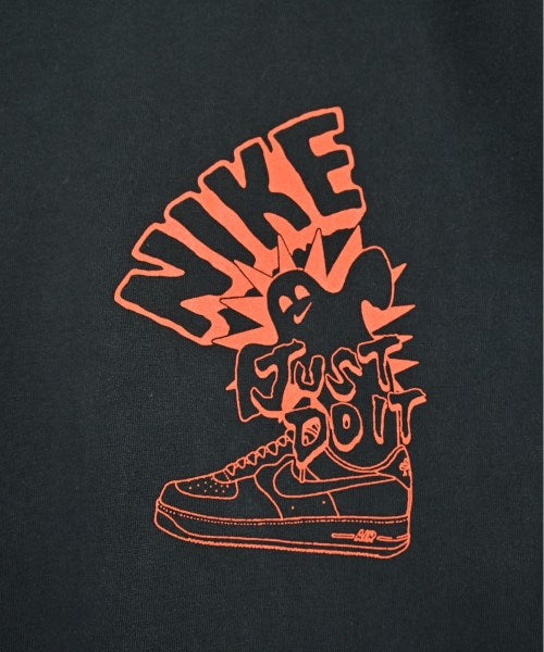 NIKE เสื้อยืด/เสื้อท็อปส์