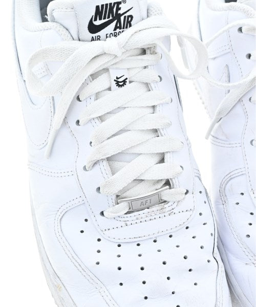 NIKE รองเท้าผ้าใบ