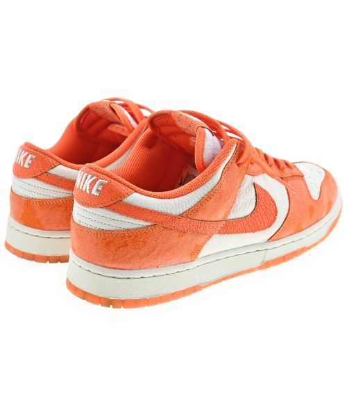 NIKE รองเท้าผ้าใบ