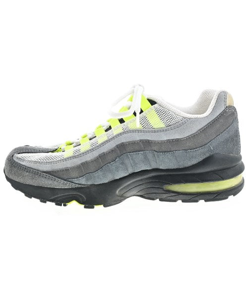 NIKE รองเท้าผ้าใบ
