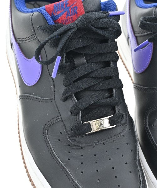 NIKE รองเท้าผ้าใบ