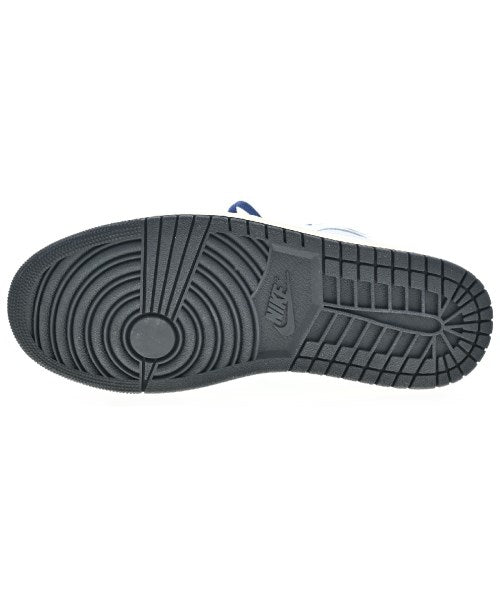 NIKE รองเท้าผ้าใบ
