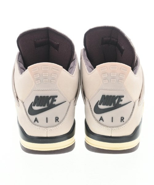NIKE รองเท้าผ้าใบ