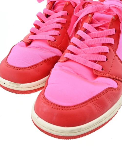 NIKE รองเท้าผ้าใบ