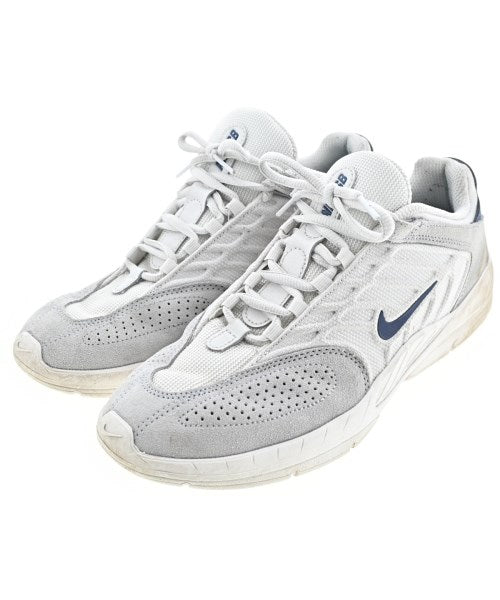 NIKE รองเท้าผ้าใบ