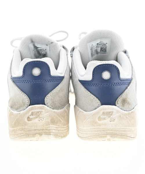 NIKE รองเท้าผ้าใบ
