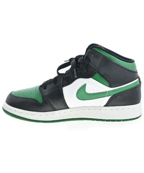 NIKE รองเท้าผ้าใบ