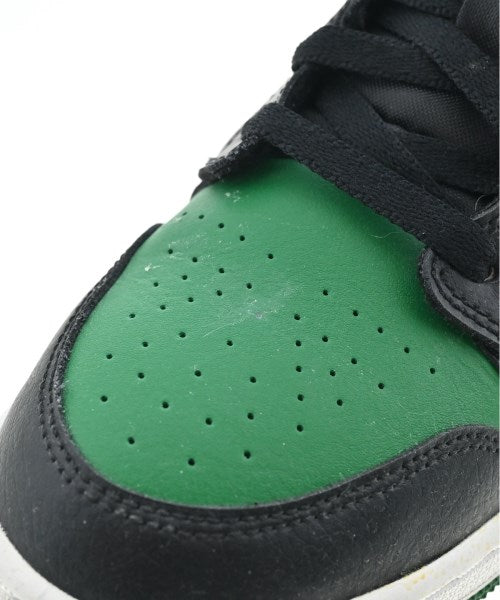 NIKE รองเท้าผ้าใบ