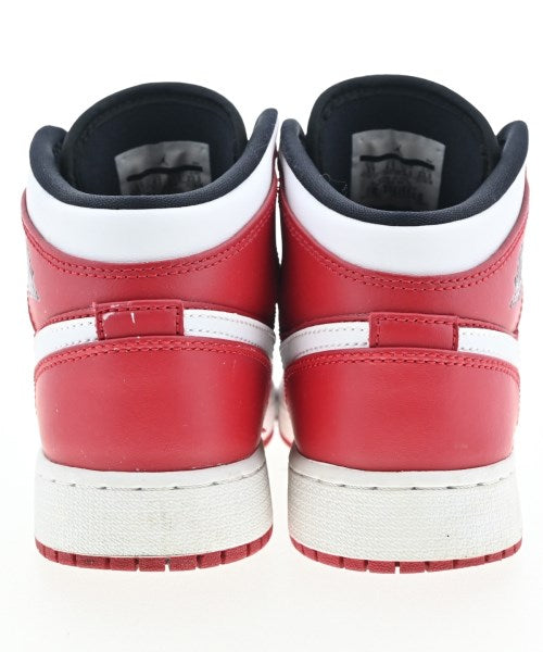 NIKE รองเท้าผ้าใบ