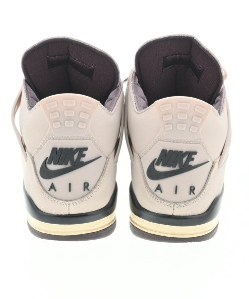 NIKE รองเท้าผ้าใบ