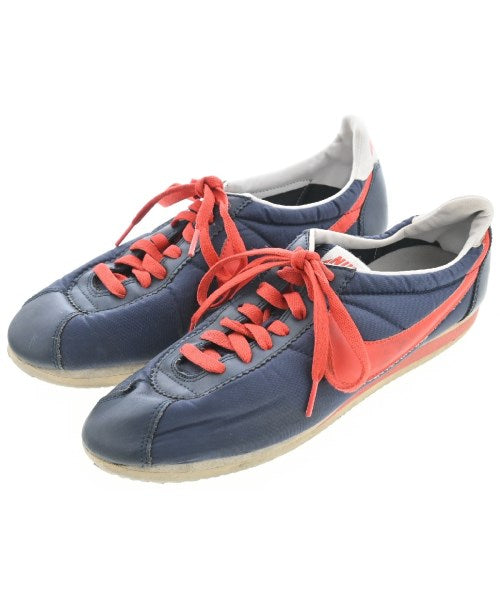 NIKE รองเท้าผ้าใบ