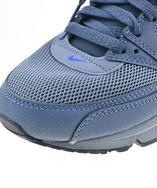 NIKE รองเท้าผ้าใบ